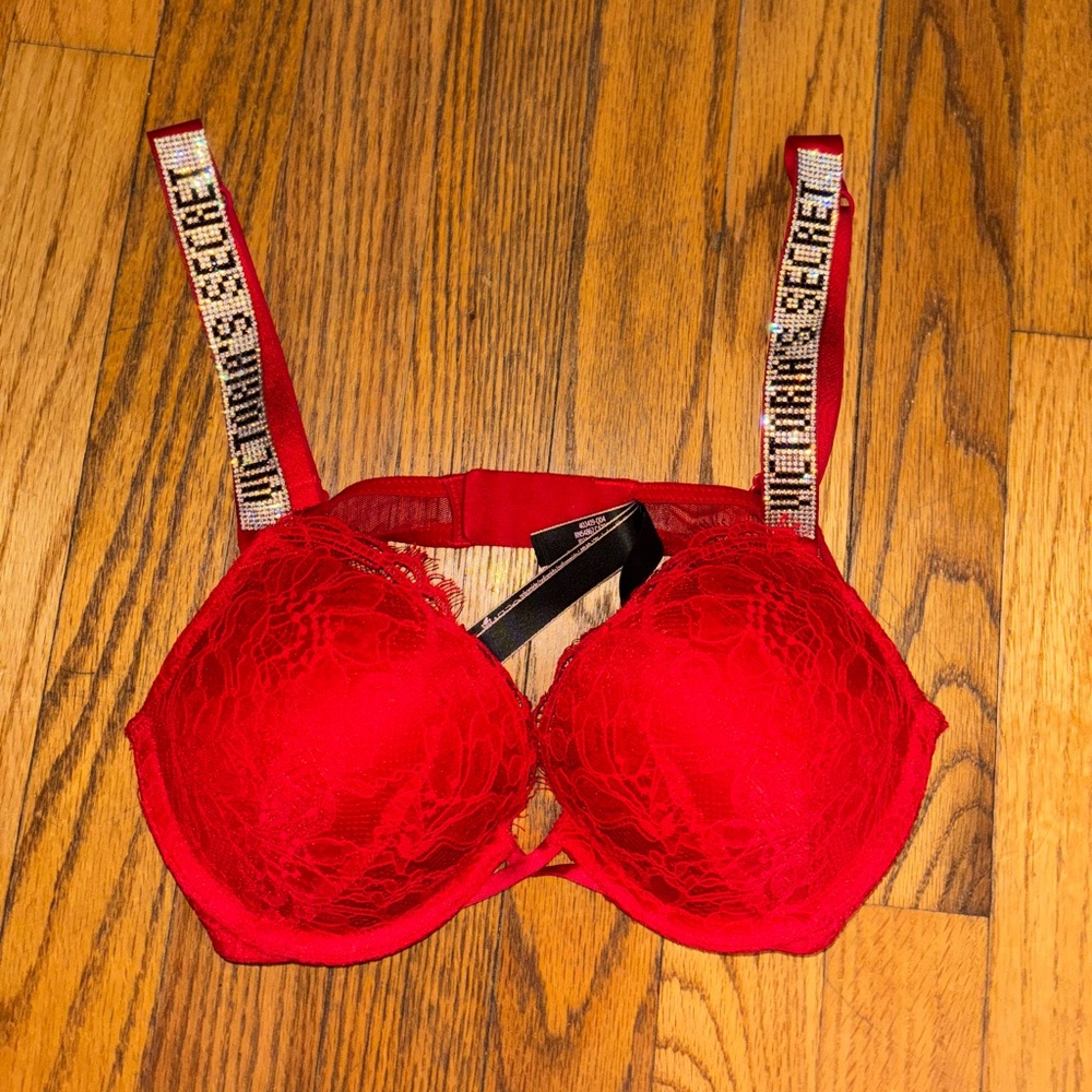 Bombshell Red Victoria’s Secret Push Up Bra 34A